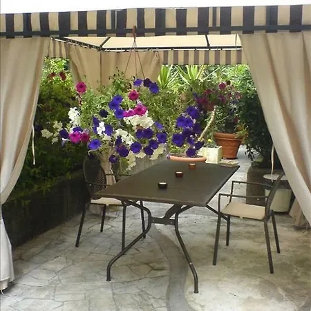 Bevagna Garden Apartment *